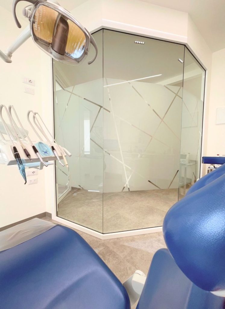 Studio Dentistico Dr. Gullo Vivaldi - dentista a Novi Ligure