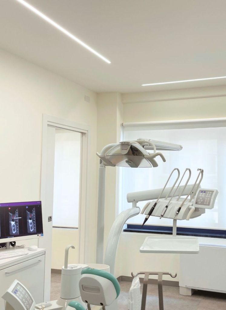 Studio Dentistico Dr. Gullo Vivaldi - dentista a Novi Ligure