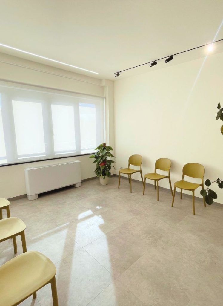 Studio Dentistico Dr. Gullo Vivaldi - dentista a Novi Ligure